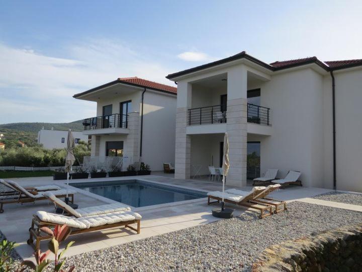 Apartmani Mariosa Vrbnik Exterior photo
